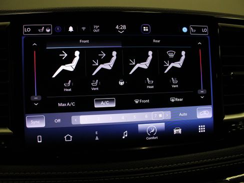 Used 2023 Chrysler Pacifica Limited FWD image 28