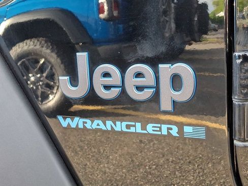 Used 2023 Jeep Wrangler Unlimited w/ Cold Weather Group AWD/4WD image 33