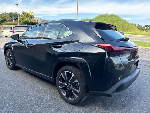 Used 2025 Lexus UX 300h AWD w/ Accessory Package (Z1) image 7