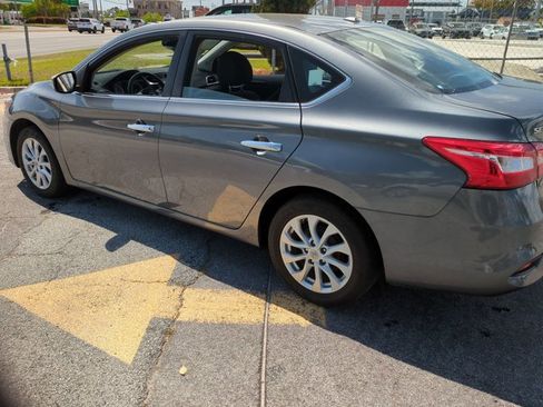 Used 2019 Nissan Sentra SV w/ All Weather Package FWD image 8