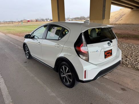 Used 2018 Toyota Prius C Four w/ Carpet Mat Package image 3