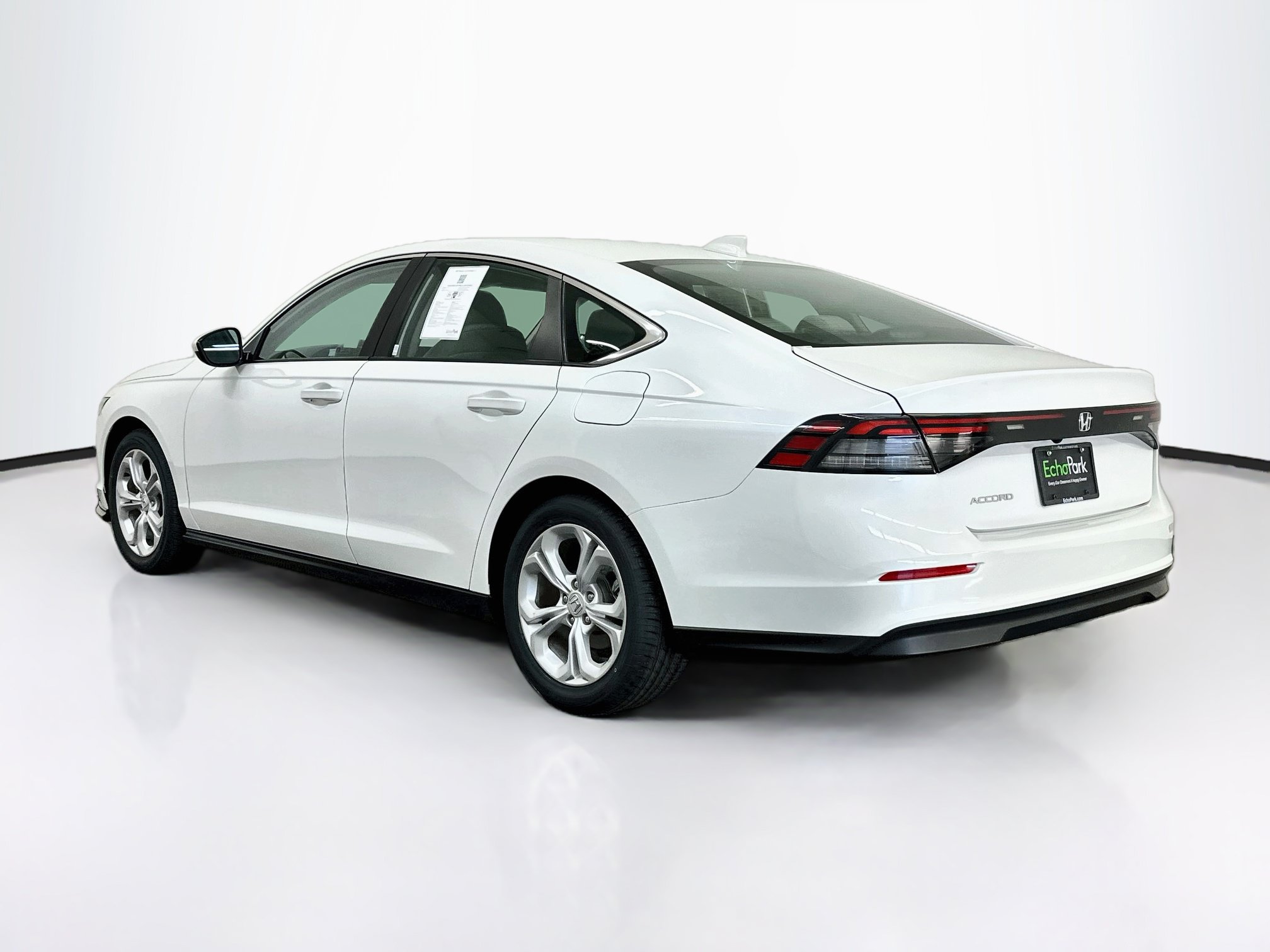 Used 2025 Honda Accord LX image 5