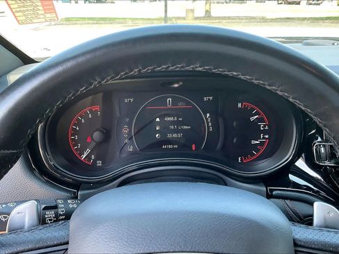 Used 2025 Dodge Durango GT AWD/4WD image 25
