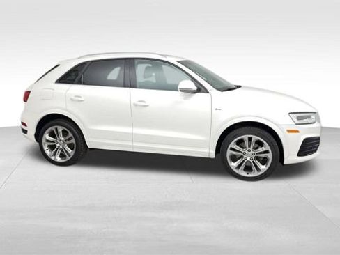 Used 2016 Audi Q3 2.0T Prestige w/ Prestige Package AWD/4WD image 9