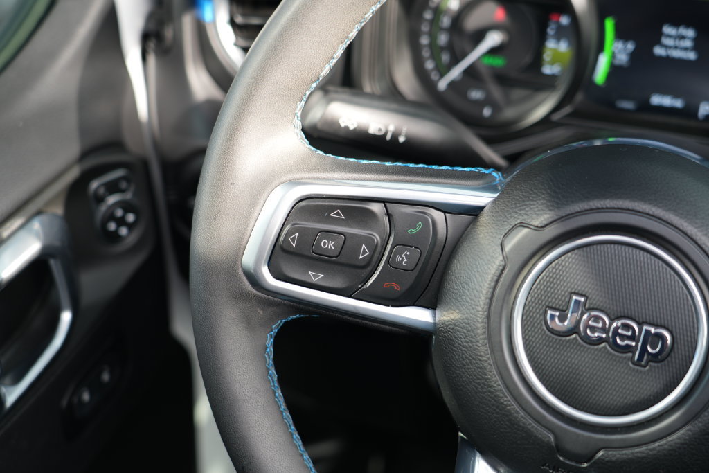 Used 2024 Jeep Wrangler High Altitude AWD/4WD image 21