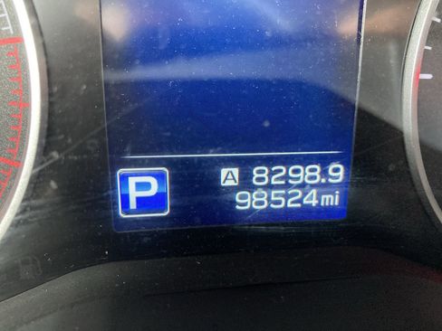 Used 2019 Subaru Ascent Premium image 10