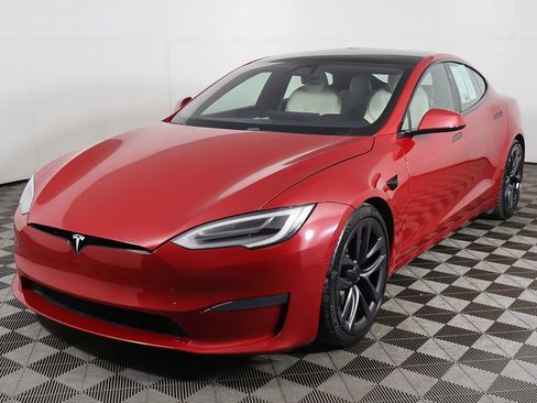 Used 2021 Tesla Model S Plaid AWD/4WD image 11