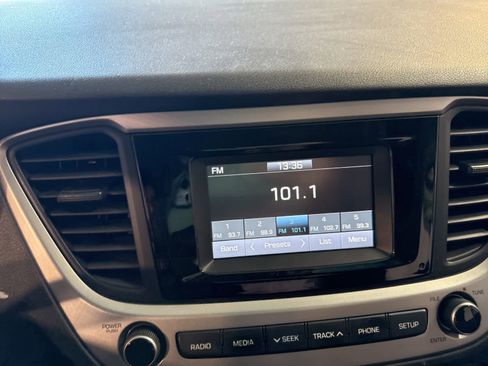 Used 2019 Hyundai Accent SE image 23