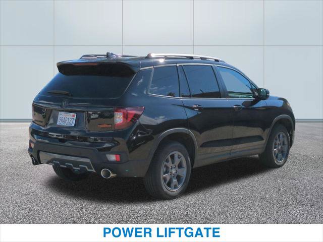 Certified 2025 Honda Passport TrailSport image 7