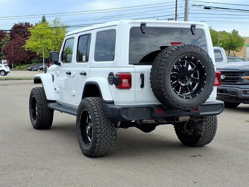 Used 2021 Jeep Wrangler Unlimited Sahara AWD/4WD image 3