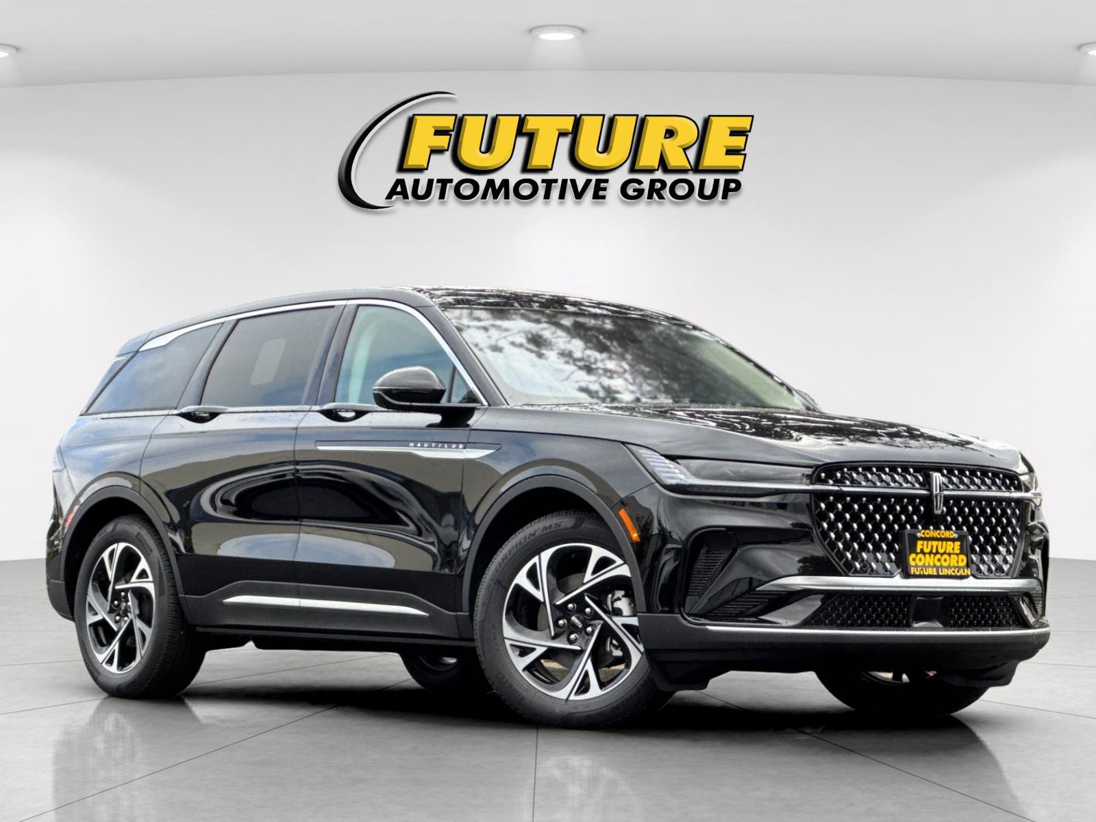 New 2026 Lincoln Nautilus Premier w/ Equipment Group 102A AWD/4WD image 1