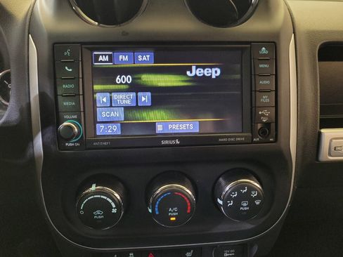 Used 2017 Jeep Compass High Altitude AWD/4WD image 25