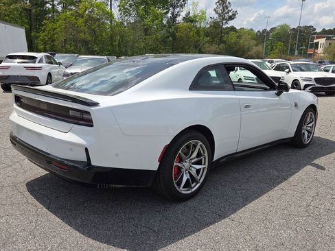 Used 2024 Dodge Charger Daytona Scat Pack w/ Plus Group AWD/4WD image 12