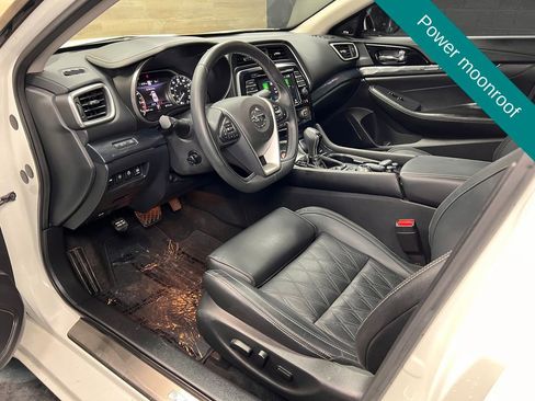 Used 2023 Nissan Maxima Platinum w/ Sport Mat Group FWD image 3