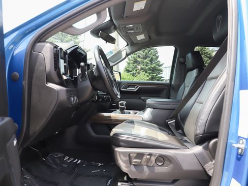 Used 2023 Chevrolet Silverado 1500 RST w/ Convenience Package II AWD/4WD image 24