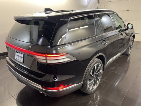 New 2026 Lincoln Aviator Reserve image 6