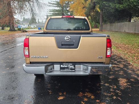 Used 2005 Nissan Frontier XE image 5