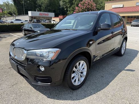 Used 2017 BMW X3 xDrive28i AWD/4WD image 3