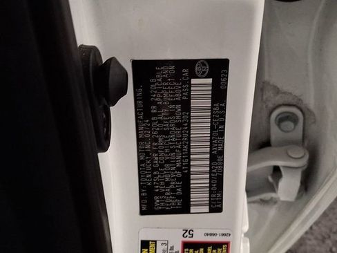 Certified 2024 Toyota Camry SE image 28