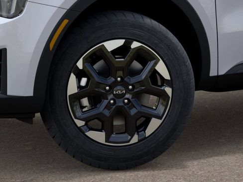 Certified 2026 Kia Sorento S AWD/4WD image 9