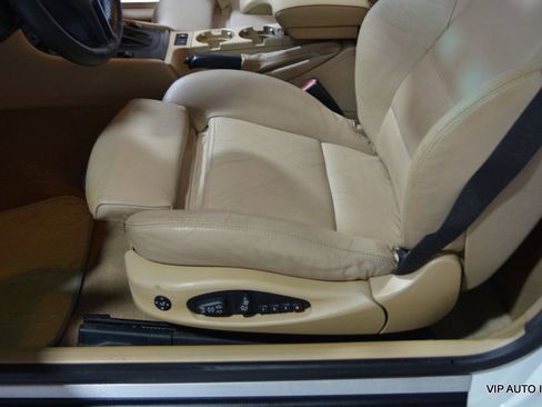 Used 2005 BMW 330Ci Convertible image 23