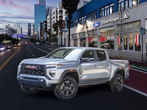 Used 2025 GMC Canyon Elevation w/ Convenience Package RWD image 2