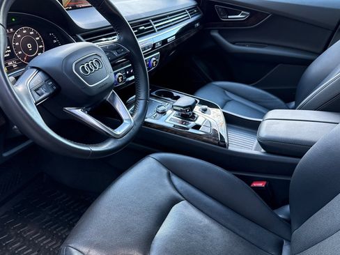 Used 2018 Audi Q7 3.0T Prestige image 11