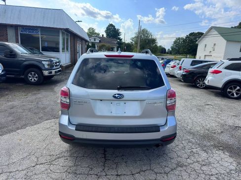 Used 2016 Subaru Forester 2.5i Premium AWD/4WD image 7
