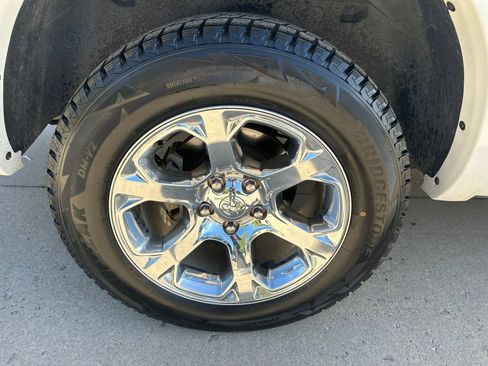 Used 2018 RAM 1500 Laramie w/ Convenience Group AWD/4WD image 35