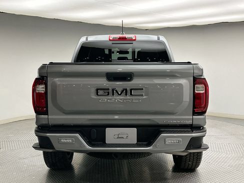 Used 2024 GMC Canyon Denali AWD/4WD image 4