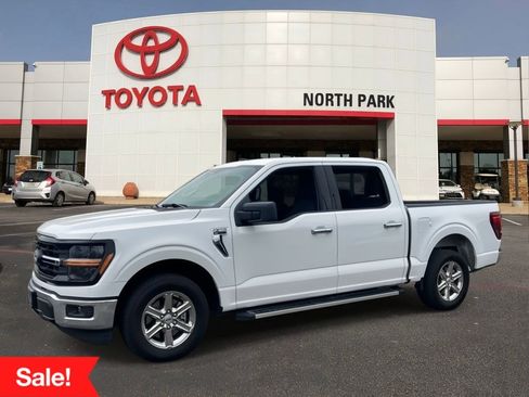 Used 2025 Ford F150 XLT w/ Equipment Group 301A Standard RWD image 1