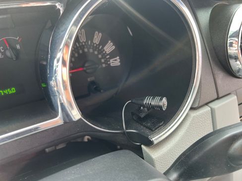 Used 2007 Ford Mustang Premium RWD image 28