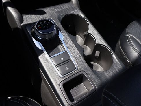 Used 2025 Ford Escape Platinum AWD/4WD image 37