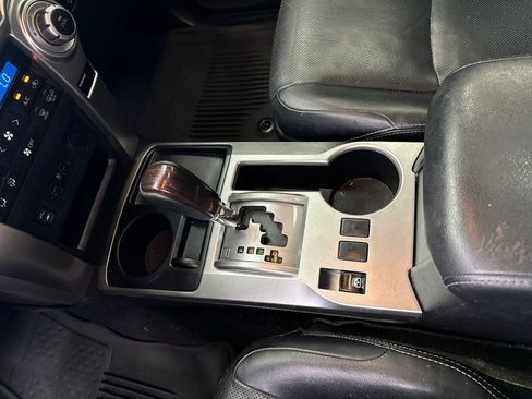 Used 2014 Toyota 4Runner Limited RWD image 31