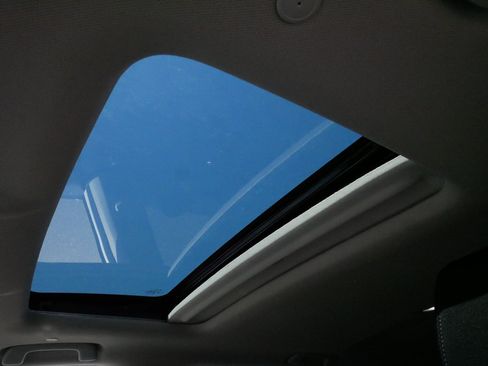 Used 2026 Honda CR-V EX image 33