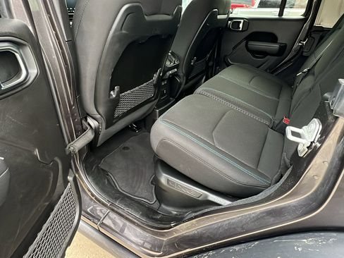 Used 2025 Jeep Wrangler Unlimited Rubicon 4xe w/ Safety Group image 23