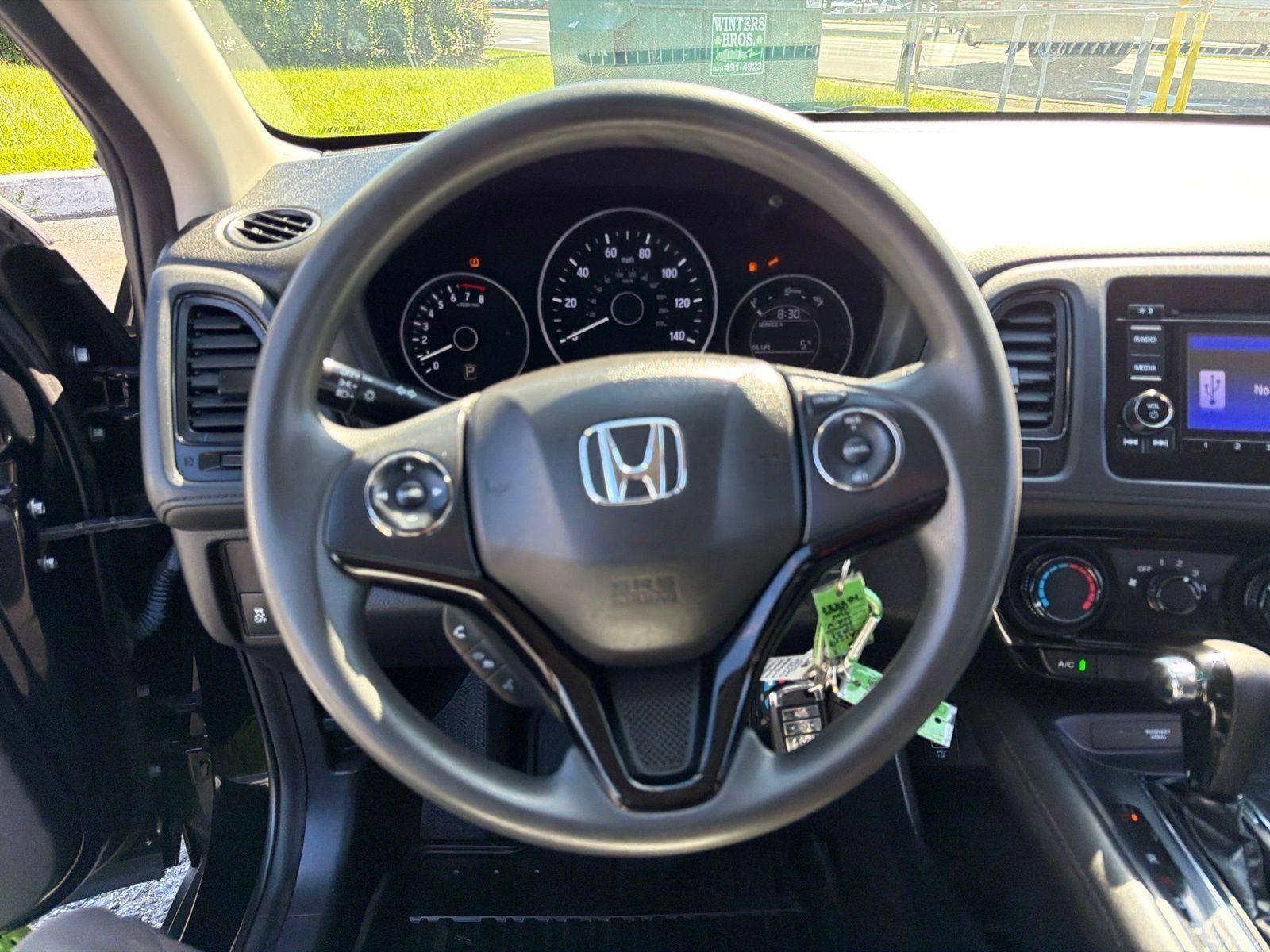 Used 2021 Honda HR-V LX image 27