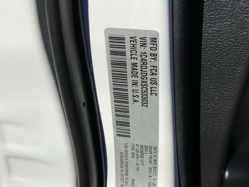 Used 2025 Dodge Durango GT AWD/4WD image 30