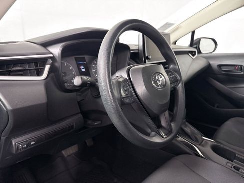 Used 2024 Toyota Corolla LE FWD image 4