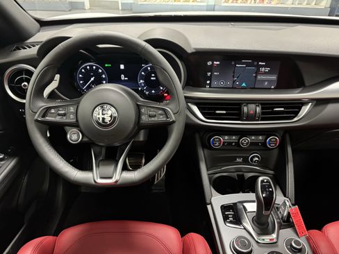 New 2025 Alfa Romeo Stelvio Sprint w/ Veloce Package image 11