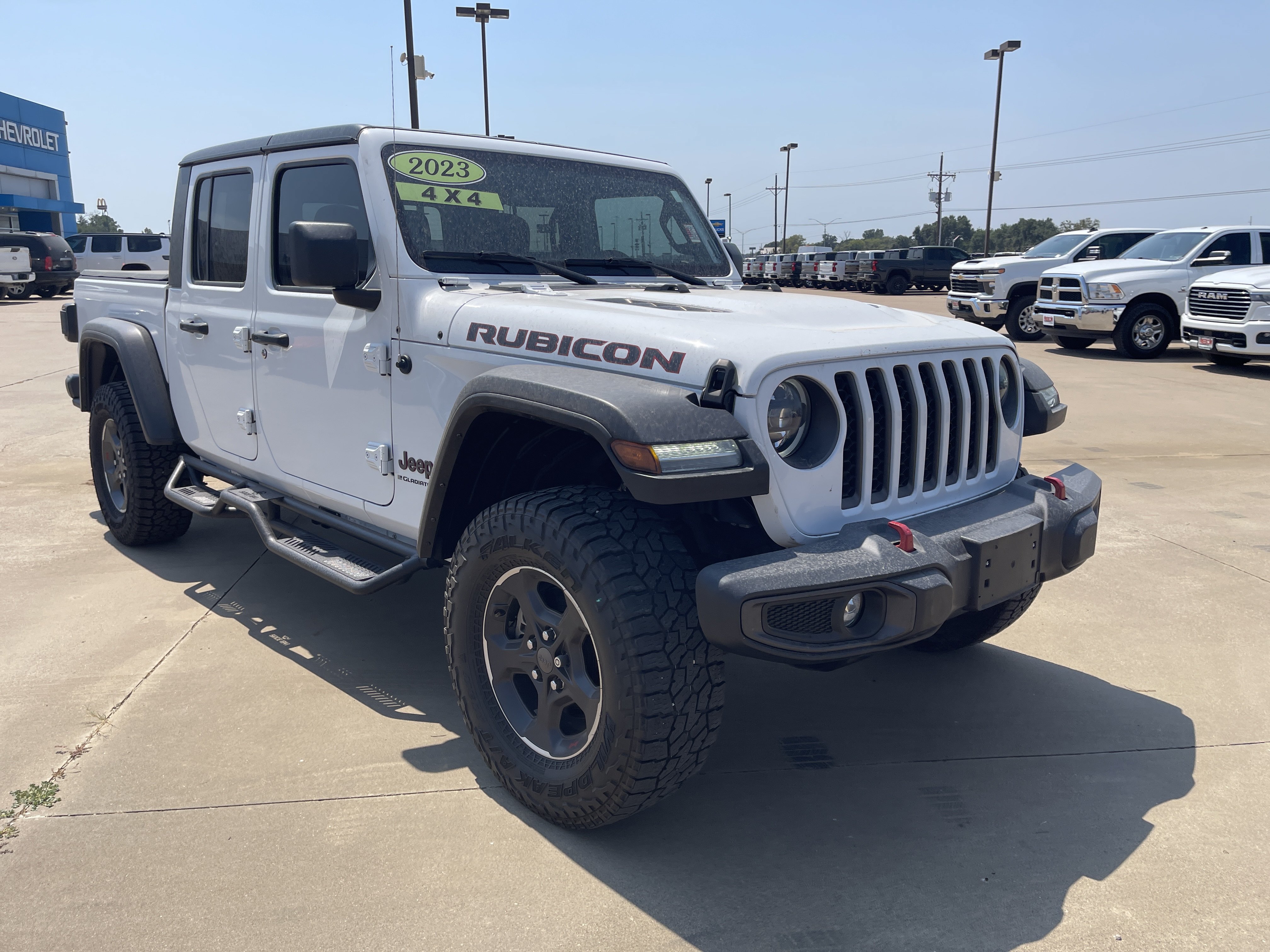 Used 2023 Jeep Gladiator Rubicon w/ LED Lighting Group AWD/4WD image 2