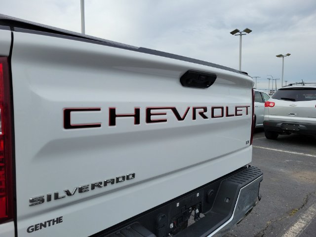 Certified 2024 Chevrolet Silverado 1500 LT w/ Z71 Off-Road Package AWD/4WD image 36