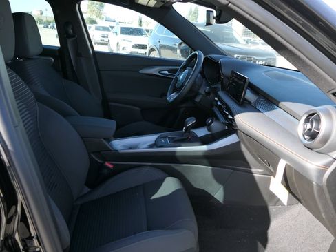 Used 2025 Alfa Romeo Tonale AWD/4WD image 20