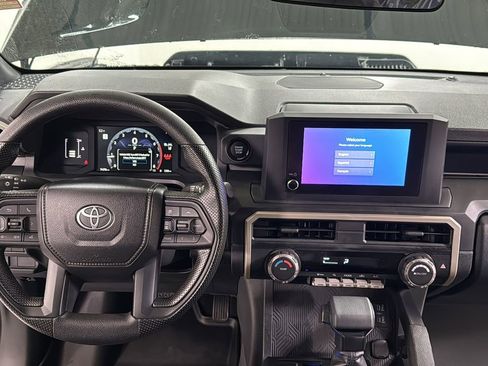 Certified 2025 Toyota Tacoma SR image 9
