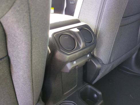 New 2026 Jeep Gladiator Sport image 31