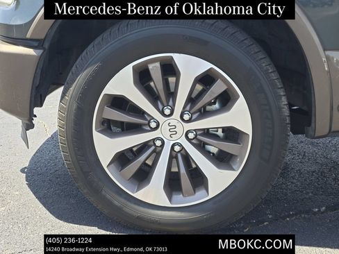 Used 2015 Ford F150 King Ranch w/ Equipment Group 601A Luxury AWD/4WD image 11