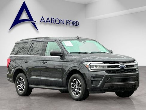 Used 2024 Ford Expedition XLT image 7