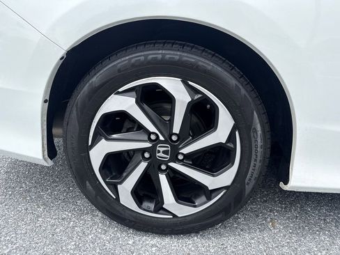 Used 2017 Honda Accord LX-S image 32