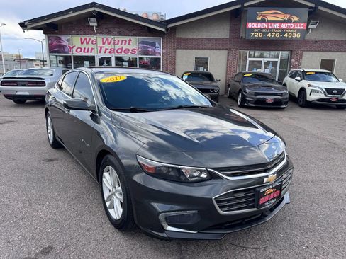 Used 2017 Chevrolet Malibu LT image 2