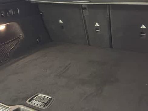 Used 2023 Mercedes-Benz GLC 300 4MATIC image 33